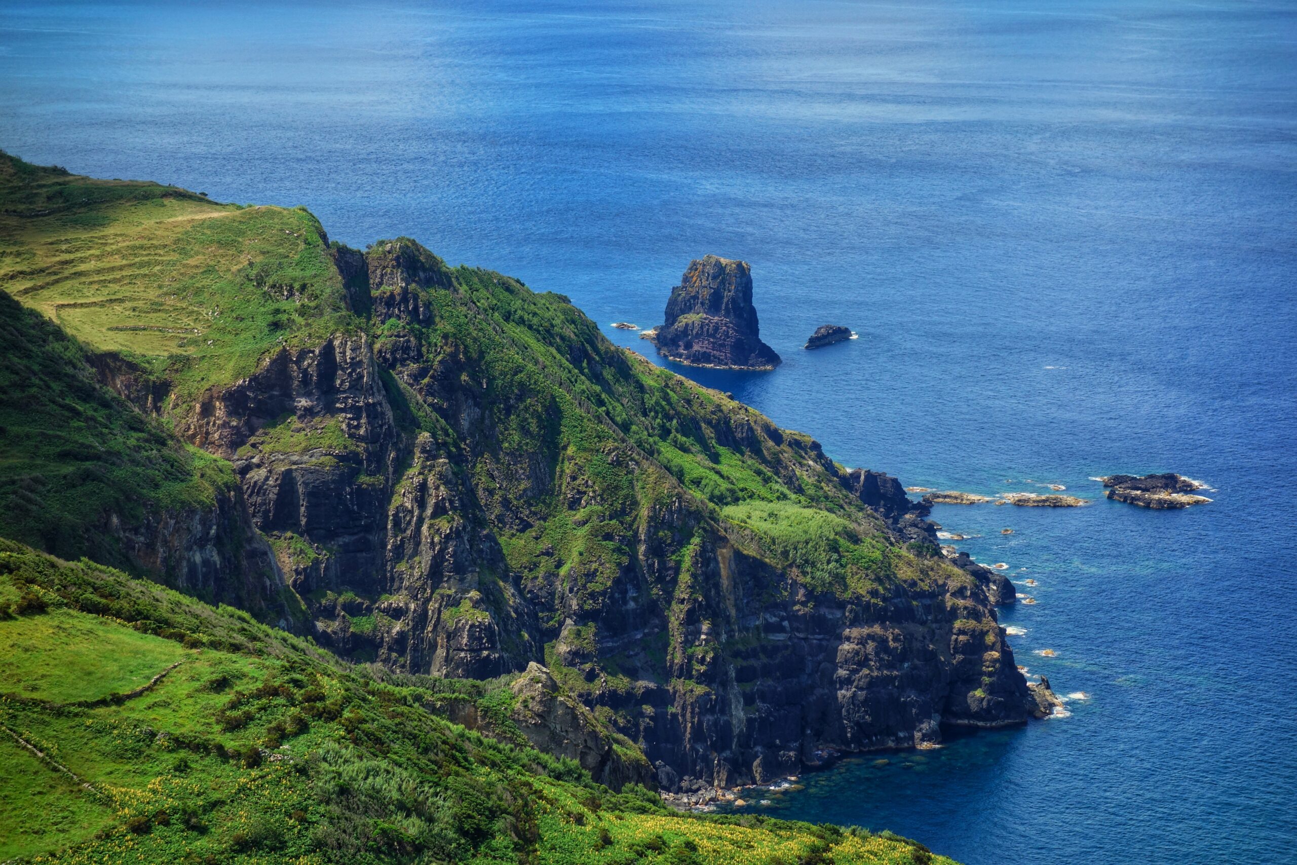 15 Best Places to Visit in Flores Island